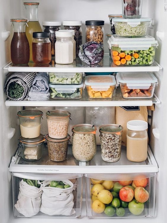 6 tips for a cleaner fridge and less food waste