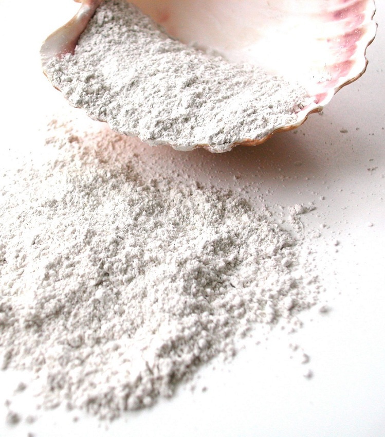 Simple DIY Skin Care with Zeolite Powder